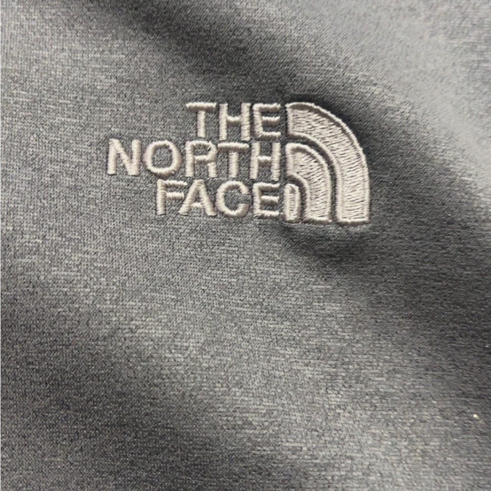 The North Face Charcoal Gray Fleece Jacket - Picture 2 of 5